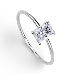 KATRINA | 0.25ct Radiant Classic Solitaire Diamond Engagement Ring 14kt