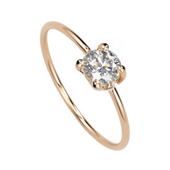 AMALIA | 0.30ct Round Classic Solitaire Diamond Engagement Ring 14kt