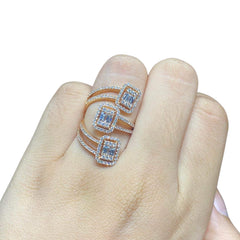 #LVNA2024 | Rose Trio Crossover Emerald  Diamond Ring 18kt