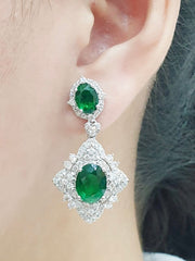 #LVNA2024 | LVNA Signatures Columbian Green Emerald Dangling Diamond Earrings 18kt