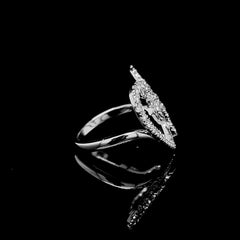 #LVNA2024 | Heart Baguette Paved Diamond Ring 18kt
