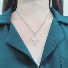#TheSALE | Round Cross Diamond Necklace 14kt