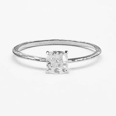 DIANA | 0.30cts Classic Solitaire Diamond Engagement Ring