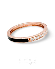 #LVNA2024 | Rose Eternity Round Black Enamel Diamond Ring 18kt