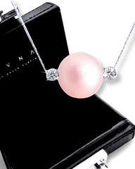 #LVNA2024 | 5MM HOPE Pearl Twin Pointers Diamond Necklace 18kt