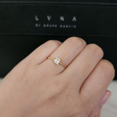 #LVNA2024 | Golden Baguette Emerald Diamond Ring 18kt