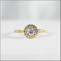 0.68cts G VS Round Center Paved Diamond Engagement Ring 14kt