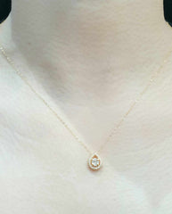 #LVNA2024 | Golden Pear Halo Diamond Necklace 14kt