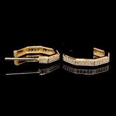#LVNA2024 | Golden Round Paved Diamond Earrings 18kt