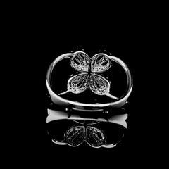 Butterfly Baguette Diamond Ring 18kt