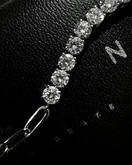 Round Brilliant Half Eternity Solitaire Chain Link Diamond Bracelet 18kt | CLEARANCE BEST