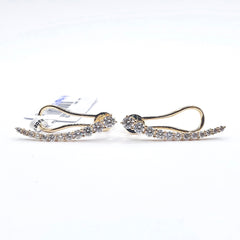 #LVNA2024 | Multi-Wear Graduating Crawler Diamond Earrings 18kt