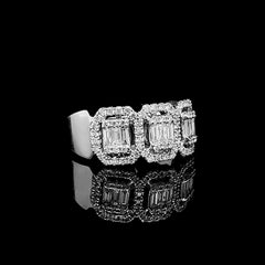 #LVNA2024 | Trio Emerald Half Eternity Unisex Diamond Ring 18kt