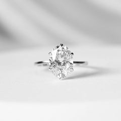 4.02ct K VVS2 Oval Brilliant Natural Diamond Engagement Ring 18kt HRD Certified