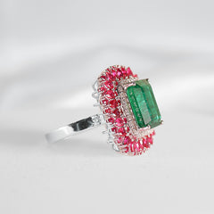 Green Colombian Emerald & Burmese Rubies Cocktail Diamond Ring 18kt | Editor’s Pick