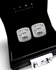 #LVNA2024 | Classic Cushion Diamond Earrings 14kt