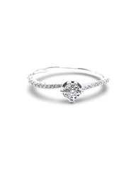 #TheSALE | Classic Dainty Round Diamond Ring 18kt
