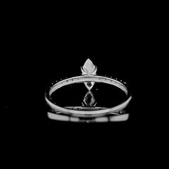 LIZA | 0.72cts Marquise Classic Solitaire Diamond Engagement Ring 14kt | CLR