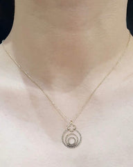 #LVNA2024 | Golden Round Halo Paved Diamond Necklace 18kt