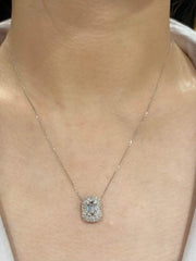 #LVNA2024 | Emerald Invisible Setting Baguette Diamond Necklace 18kt
