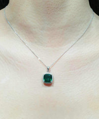 #LVNA2024 | Cushion Green Emerald Gemstones Pendant Diamond Necklace 14kt