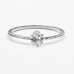 JAMAICA | 0.30ct G VS2 Oval Classic Solitaire Diamond Engagement Ring