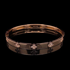 Editor’s Pick | Rose Floral Bangle Diamond Bracelet 18kt