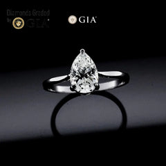 1.00ct E VS2 Pear Cut Diamond Engagement Ring 18kt GIA Certified
