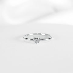 Dainty Heart Diamond Ring 14kt
