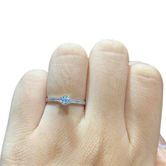 CLR | 0.66cts I VS2 Round Brilliant Diamond Engagement Ring 14kt