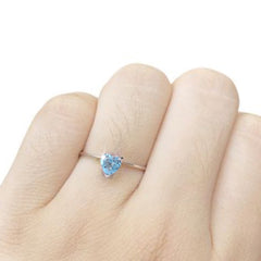 ##LVNA2024 | MTO Heart Blue Topaz Gemstones Ring 14kt