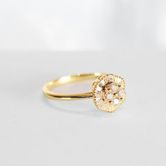 Golden Classic Clover Diamond Ring 18kt