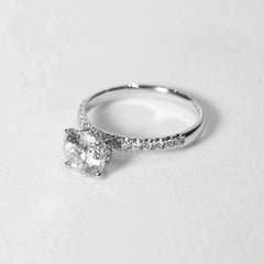 CLR | 2.93cts F Flawless Round Center Paved Diamond Engagement Ring 18kt IGI Certified