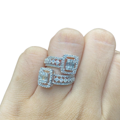#LVNA2024 | Crossover Cushion Diamond Ring 18kt