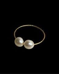 #LVNA2024 | Golden Twin Pearl Ring 18kt Yellow Gold