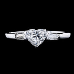 0.70cts K VS1 Heart Paved Band Diamond Engagement Ring 18kt
