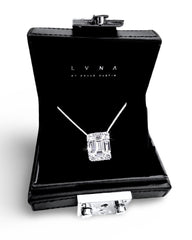 #LVNA2024 | Classic Invisible Setting Emerald Diamond Necklace 18kt