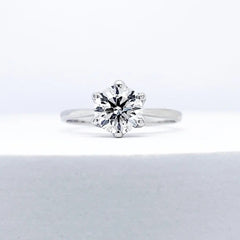 1.50ct+ Round Cut Diamond Engagement Ring 18kt | GIA Certified