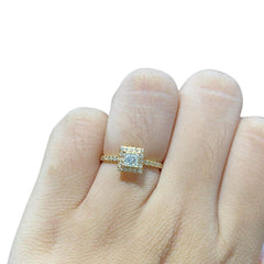 0.41ct H VS Princess Cut Halo Paved Diamond Engagement Ring 14kt
