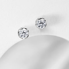 1.49cts IJ SI2 Round Solitaire Stud Diamond Earrings 18kt