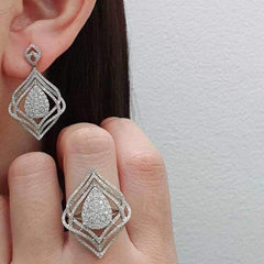 #TheSALE | Pear Trio Leaf Outline Drop Diamond Jewelry Set 14kt