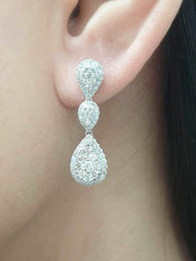 Pear Drop Dangling Diamond Earrings 18kt