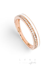 #LVNA2024 | Rose Eternity Round White Enamel Diamond Ring 18kt