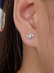 Floral Round Stud Diamond Earrings 18kt