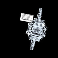 유니크 | 3ct 페이스 에메랄드 대성당 매끄러운 인비저블 세팅 다이아몬드 약혼 반지 18kt