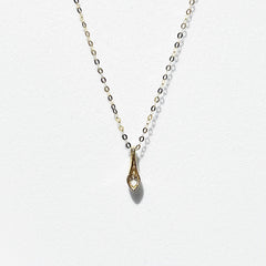 HKG | Golden Classic Dainty Diamond Necklace 18kt