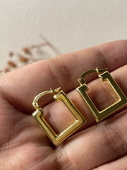 GLD | 18K Golden Chunky Square Earrings
