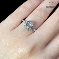 유니크 | 3ct 페이스 에메랄드 대성당 매끄러운 인비저블 세팅 다이아몬드 약혼 반지 18kt