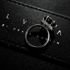 LVNA Signatures | 8.88ct Round Black Colored Diamond Solitaire Diamond Engagement Ring 18kt | Editor’s Pick