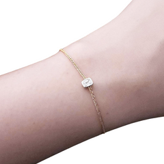 LVNA Signatures™️  Diamond Center Bar Bezel Bracelet 18kt